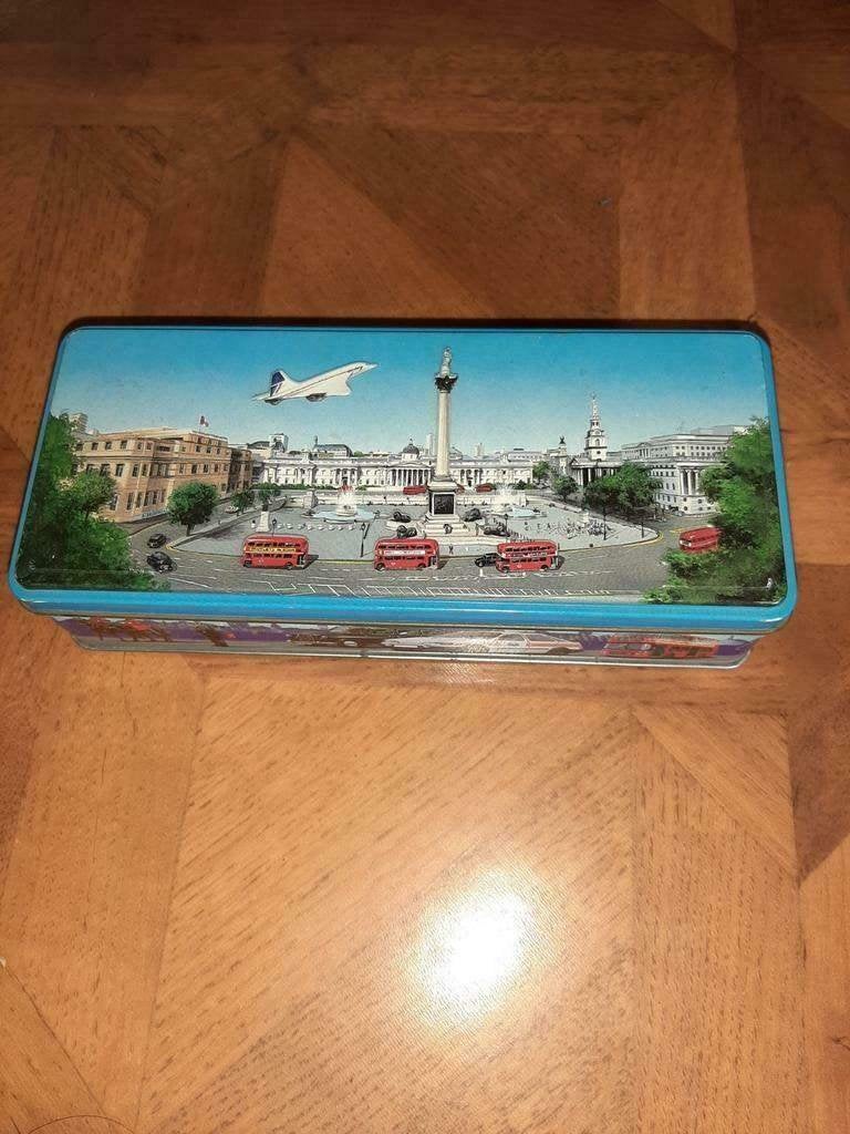 Blik vintage Londen 22 x 9 x 5 cm, Verzamelen, Blikken, Ophalen of Verzenden, Gebruikt, Overige