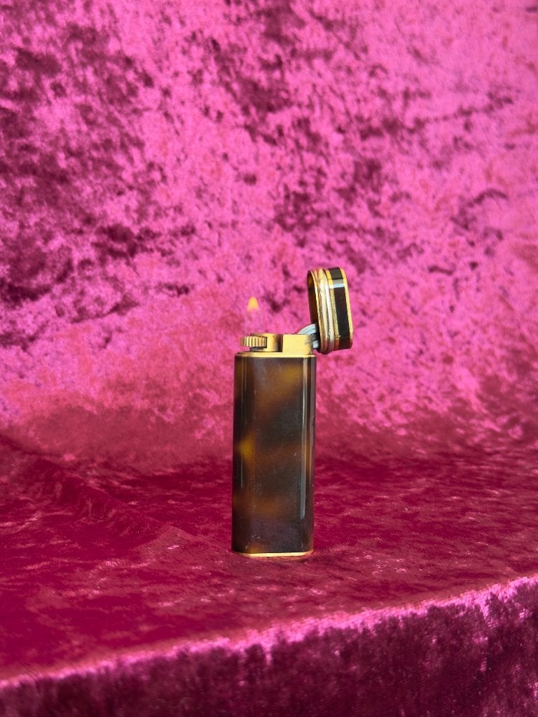 Cartier Trinity Lighter Brown Tortoiseshell Lacquer, Verzamelen, Rookartikelen, Aanstekers en Luciferdoosjes, Ophalen of Verzenden