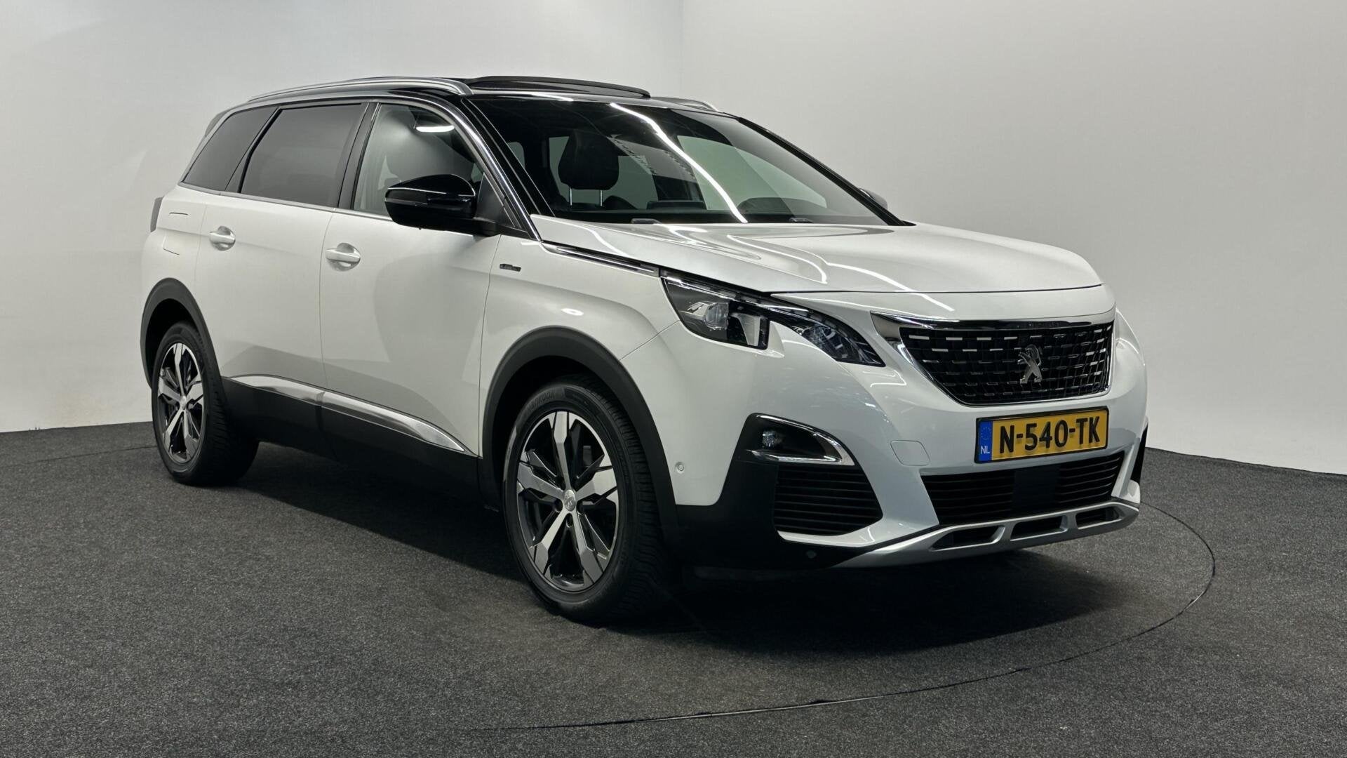 Peugeot 5008 1.6 e-THP GT-Line PANORAMADAK-CAMERA-7 ZITS, Auto's, 1350 kg, Gebruikt, 4 cilinders, Met garantie (alle)