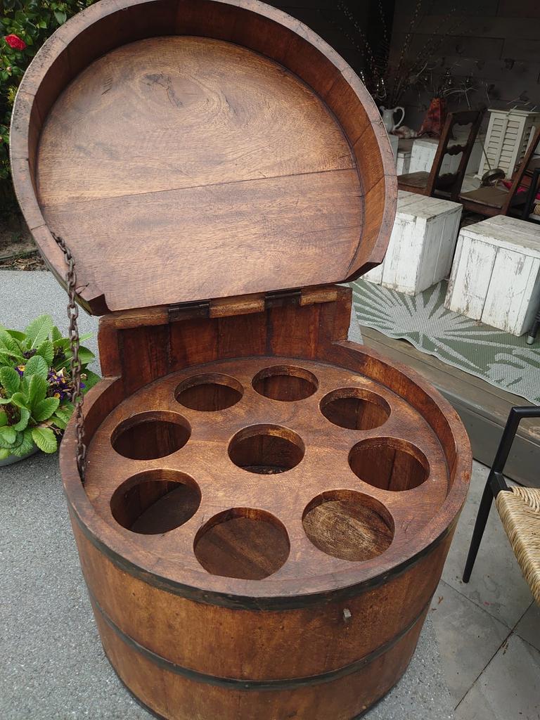 Antieke eikenhouten Wijn ton/kist met metalen banden, Antiek en Kunst, Ophalen