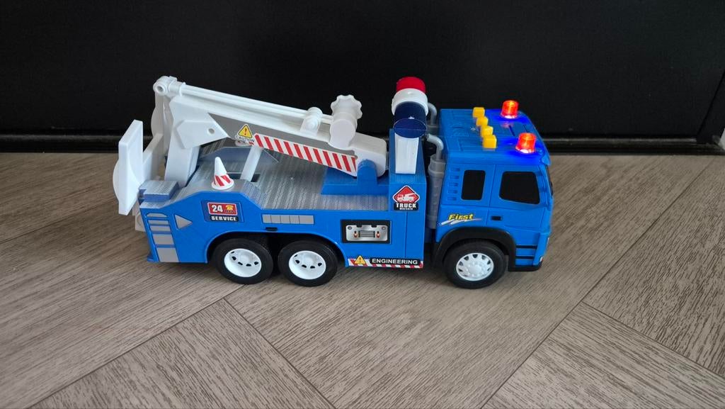 Blauwe speelgoed takelwagen met licht en geluid, Ophalen of Verzenden, Gebruikt