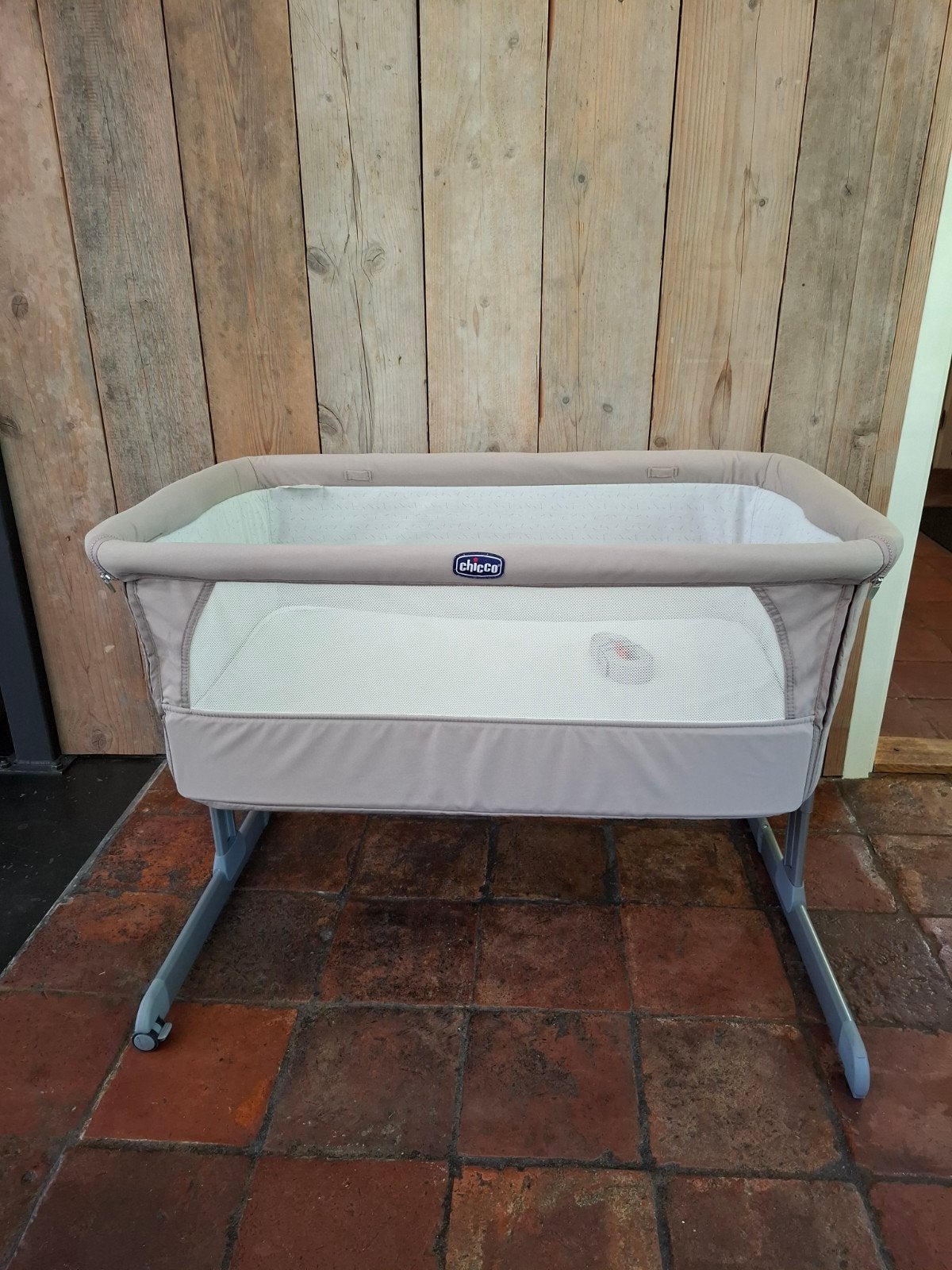 Chicco Next2Me Co-Sleeper Wieg - Zo goed als nieuw, Kinderen en Baby's, Babywiegjes en Ledikanten, Ophalen, Zo goed als nieuw