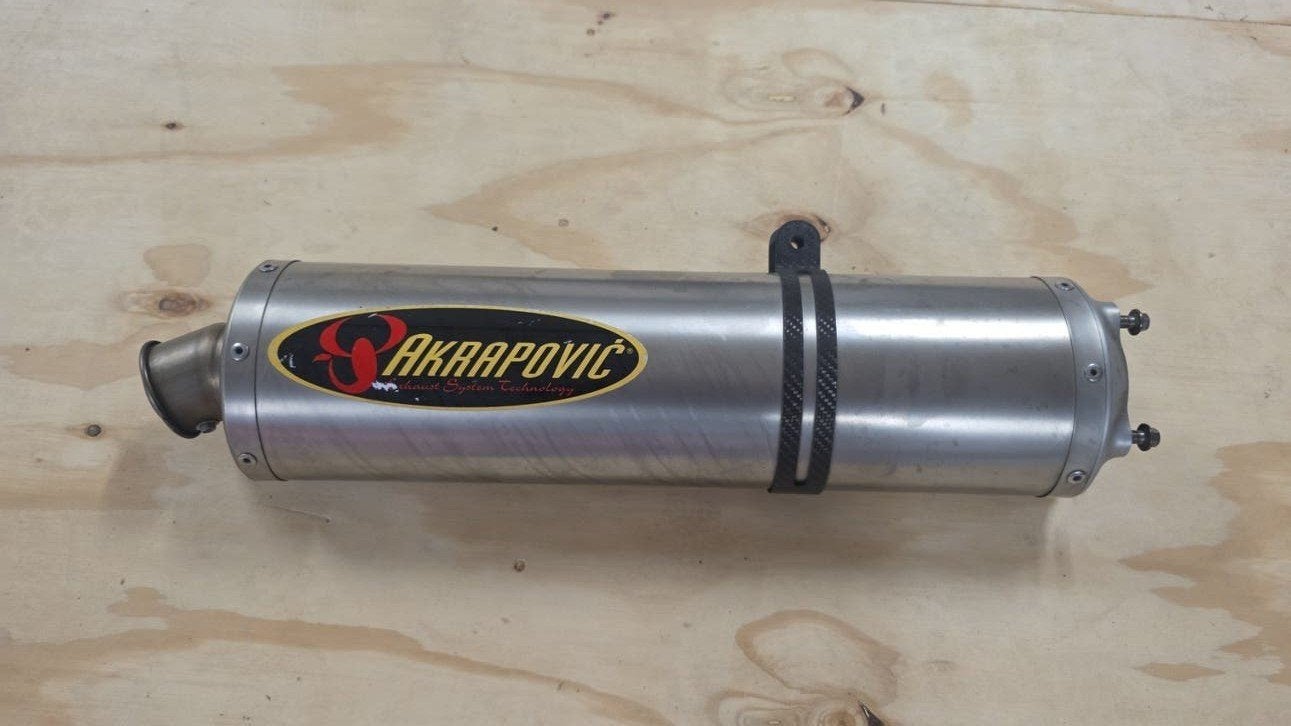 Akrapovic uitlaat/demper suzuki gsx r, Motoren, Ophalen of Verzenden, Suzuki Motor Corporation, Info@suzuki.nl, 300 Takatsuka-cho, Minami-ku, Hamamatsu, Shizuoka, Japan