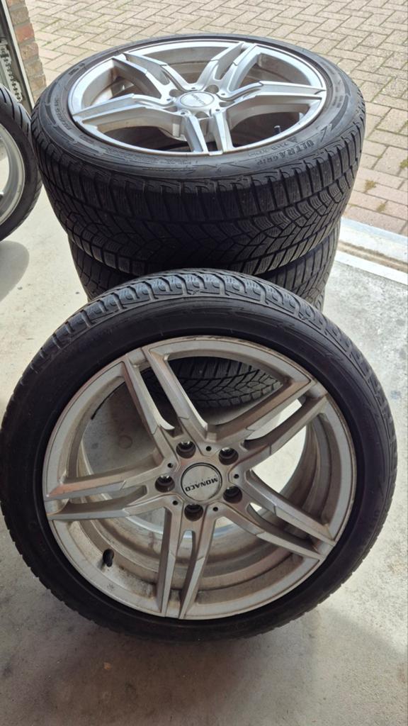 Monaco velgen 17 inch met Goodyear winterbanden 5x114,3, Ophalen, Gebruikt, Banden en Velgen, 17 inch