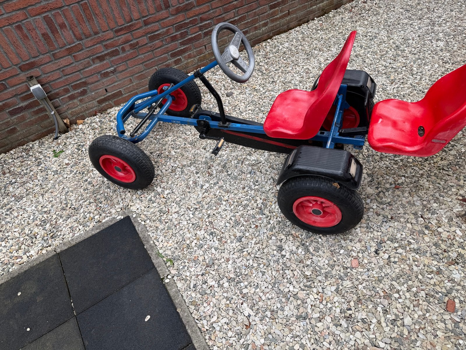 Berg skelter met 2 zitjes en trekhaak, Ophalen, Gebruikt, Berg, Duozit