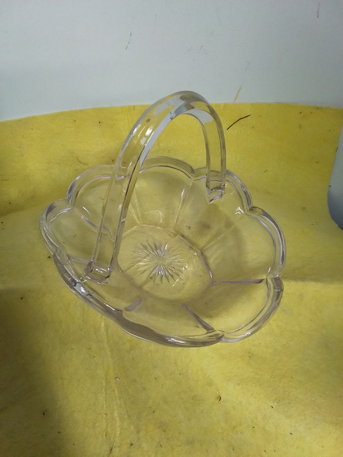 15709) mooi glazen snoep schaaltje  20x16 cm, Ophalen of Verzenden, Rond, Glas