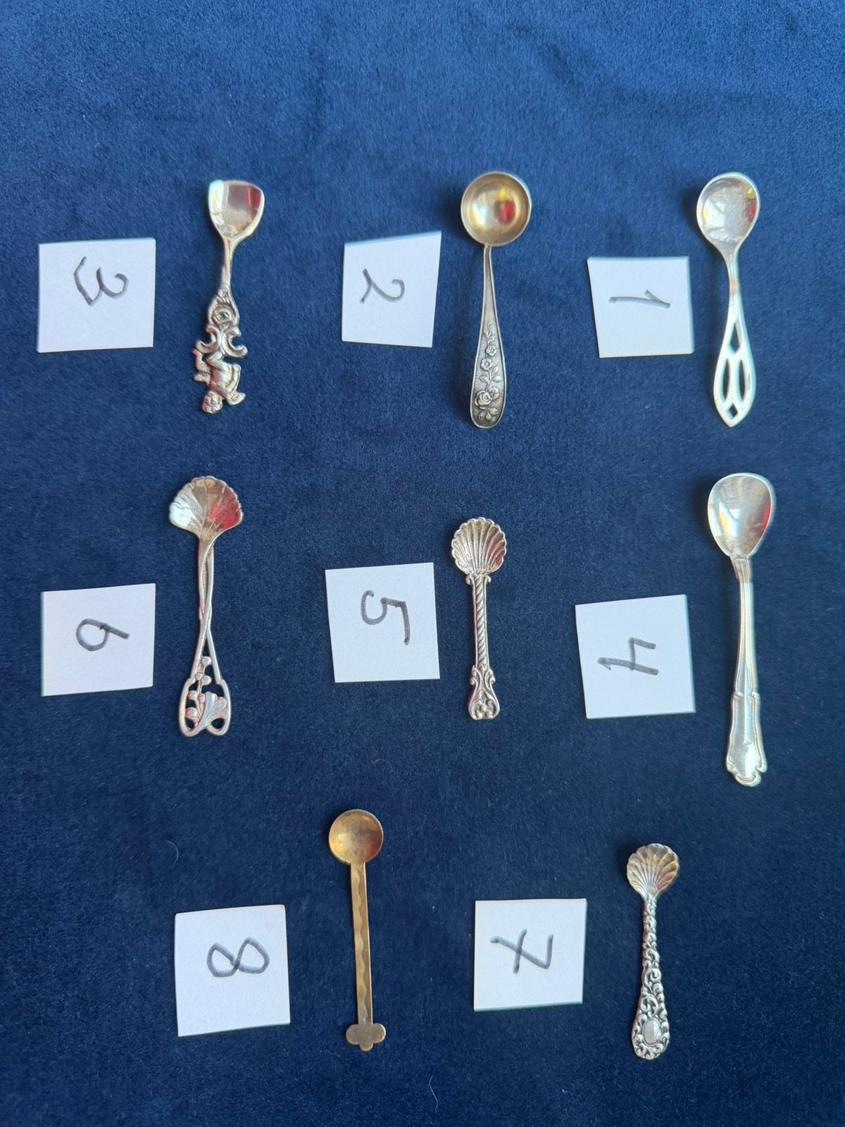 8 bijzondere zilveren/verzilverde zoutlepeltjes, Verzenden, Zilver