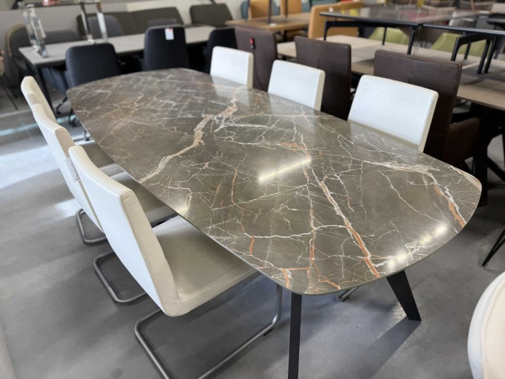 Nieuw Metaform Space Eettafel kermiek blad design tafel 240