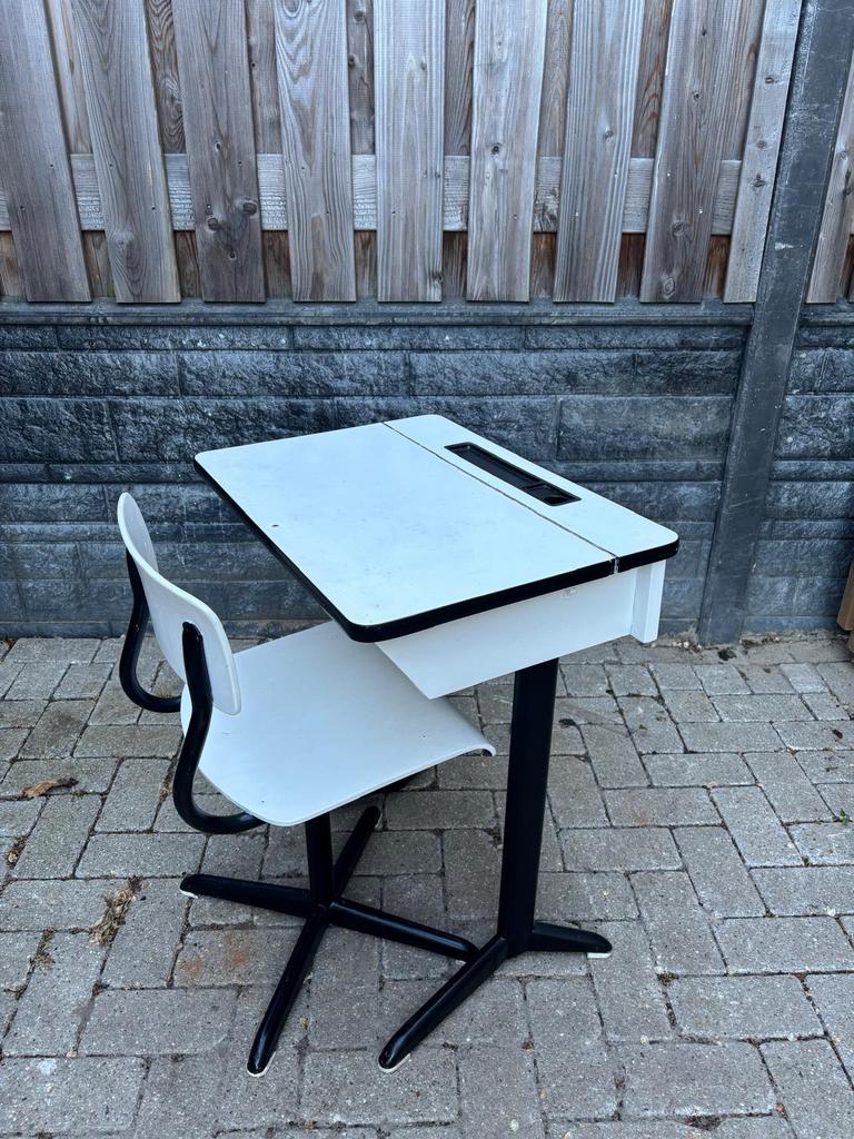 Kinder Bureau, Ophalen, Zo goed als nieuw, Wit
