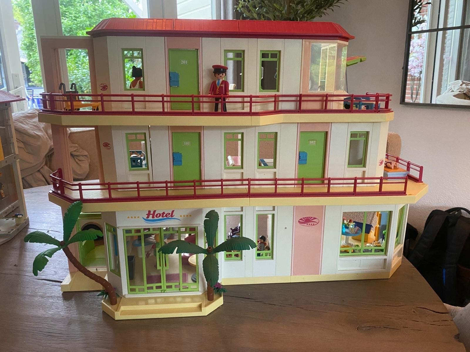 Groot Playmobil Hotel met veel extra's, Ophalen, Gebruikt, Gebouw, Complete set