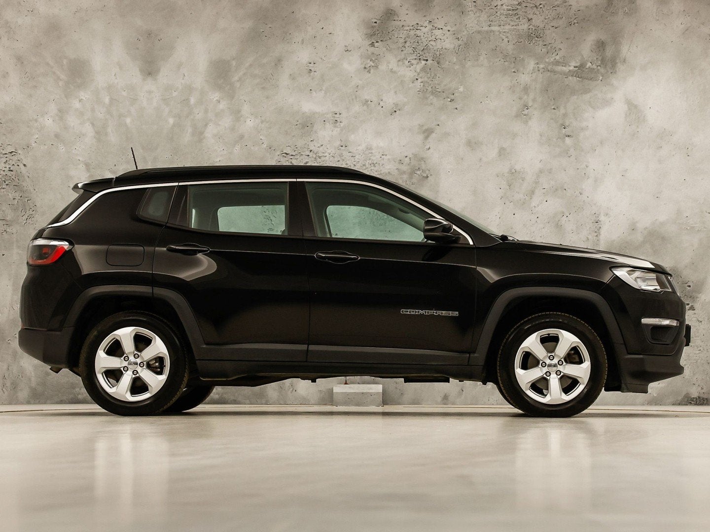 Jeep Compass 1.4 MultiAir Sport (NAVIGATIE, CAMERA, LEDER, S, Auto's, Voorwielaandrijving, 12 maanden, 450 kg, Gebruikt