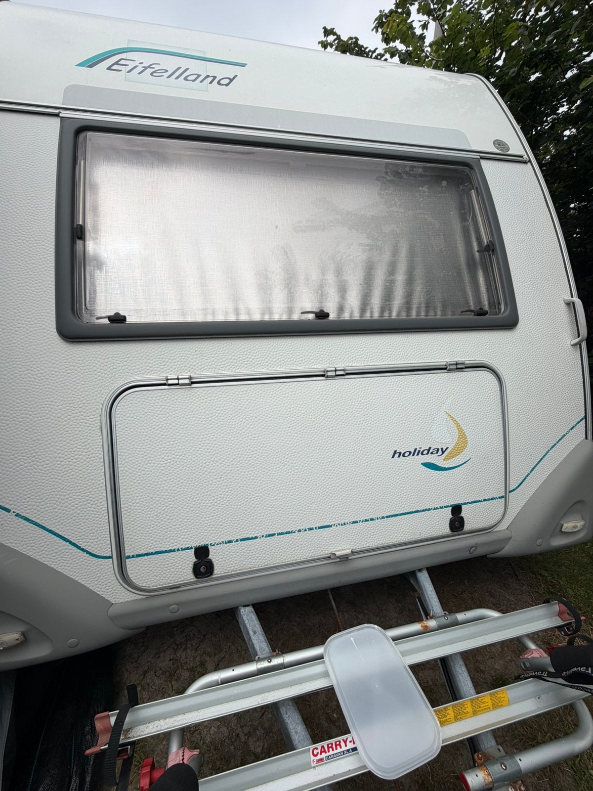 Eifelland Holiday 350 (2002) – Compleet met Enduro mover, Rondzit, Koelkast, Tot en met 2, Eifelland