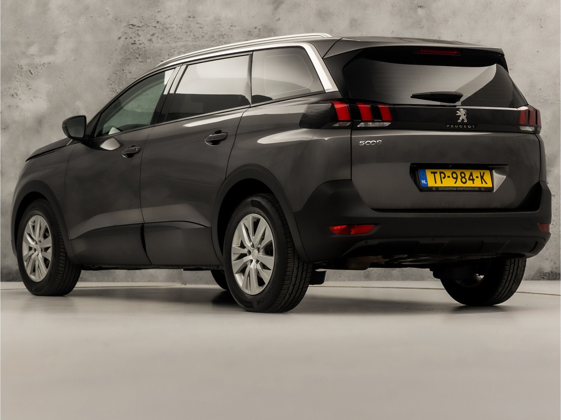 Peugeot 5008 1.2 PureTech Sport 7 Persoons (APPLE CARPLAY, G, Auto's, Voorwielaandrijving, 12 maanden, Stof, Gebruikt