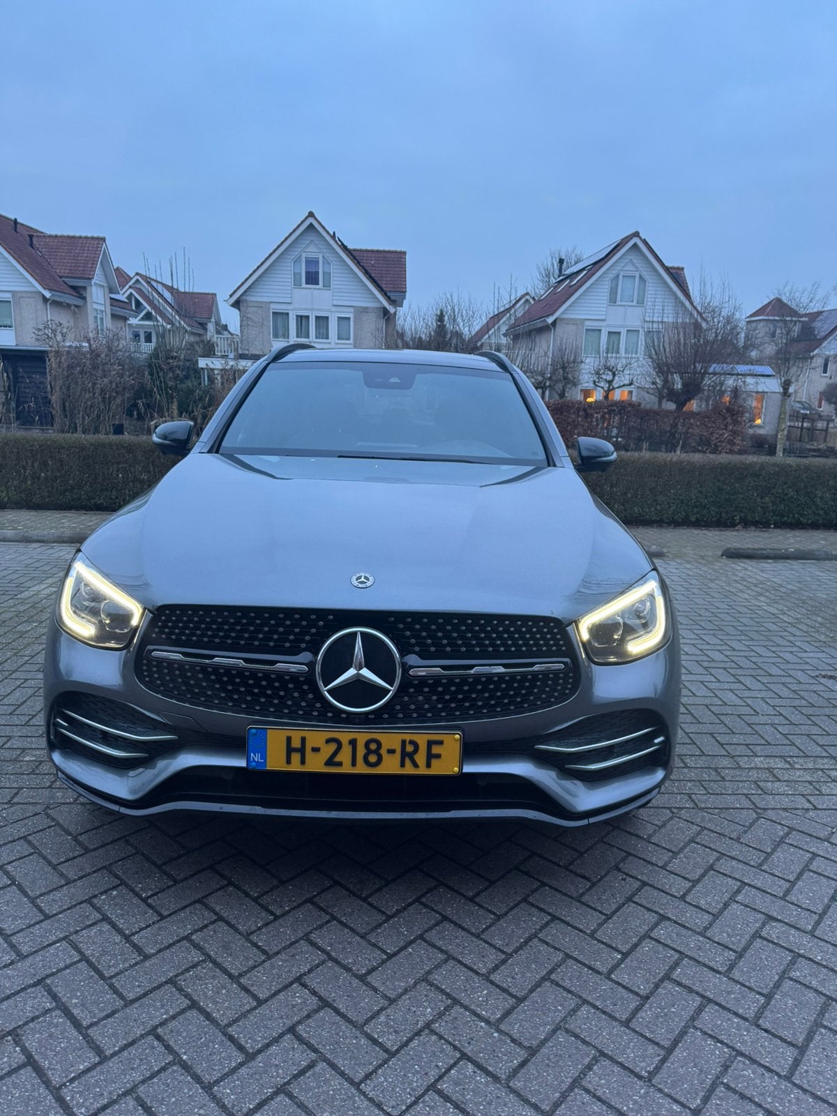 Mercedes GLC 200 AMG | Pano | Burmester | 360 | Leder, Auto's, Achterwielaandrijving, 4 cilinders, 2000 kg, Hybride Elektrisch/Benzine