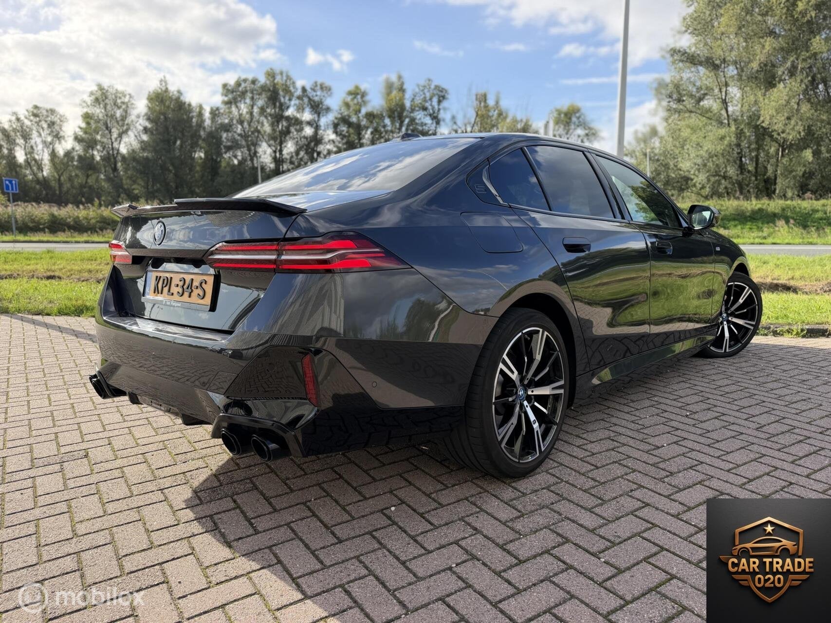 BMW 5-serie 530e M-Sport PANO|SFEER|360|HUD|lEDER, Auto's, Automaat, Gebruikt, Euro 6, 4 cilinders