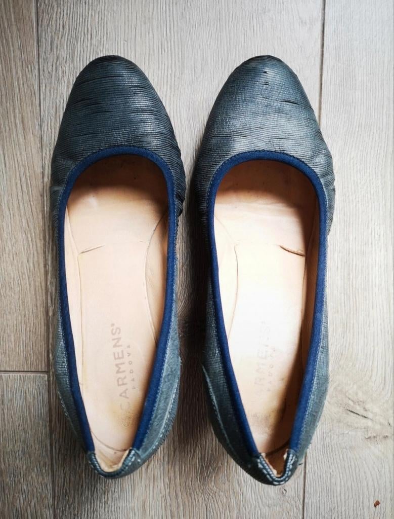 Carmens pumps donkerblauw met reliëf, maat 37, Pumps, Blauw, Ophalen of Verzenden, Carmens