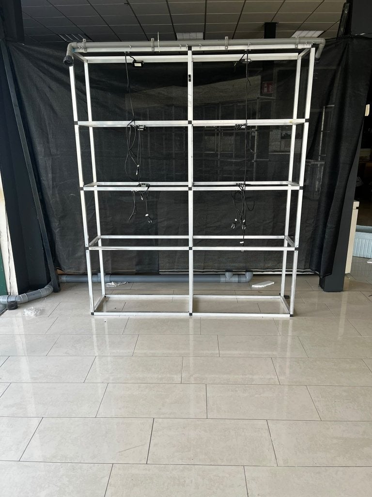 Grote schuine aquariumstelling van Stelling: 3x 170x80x235, Ophalen, Zo goed als nieuw, Leeg aquarium, Overige merken