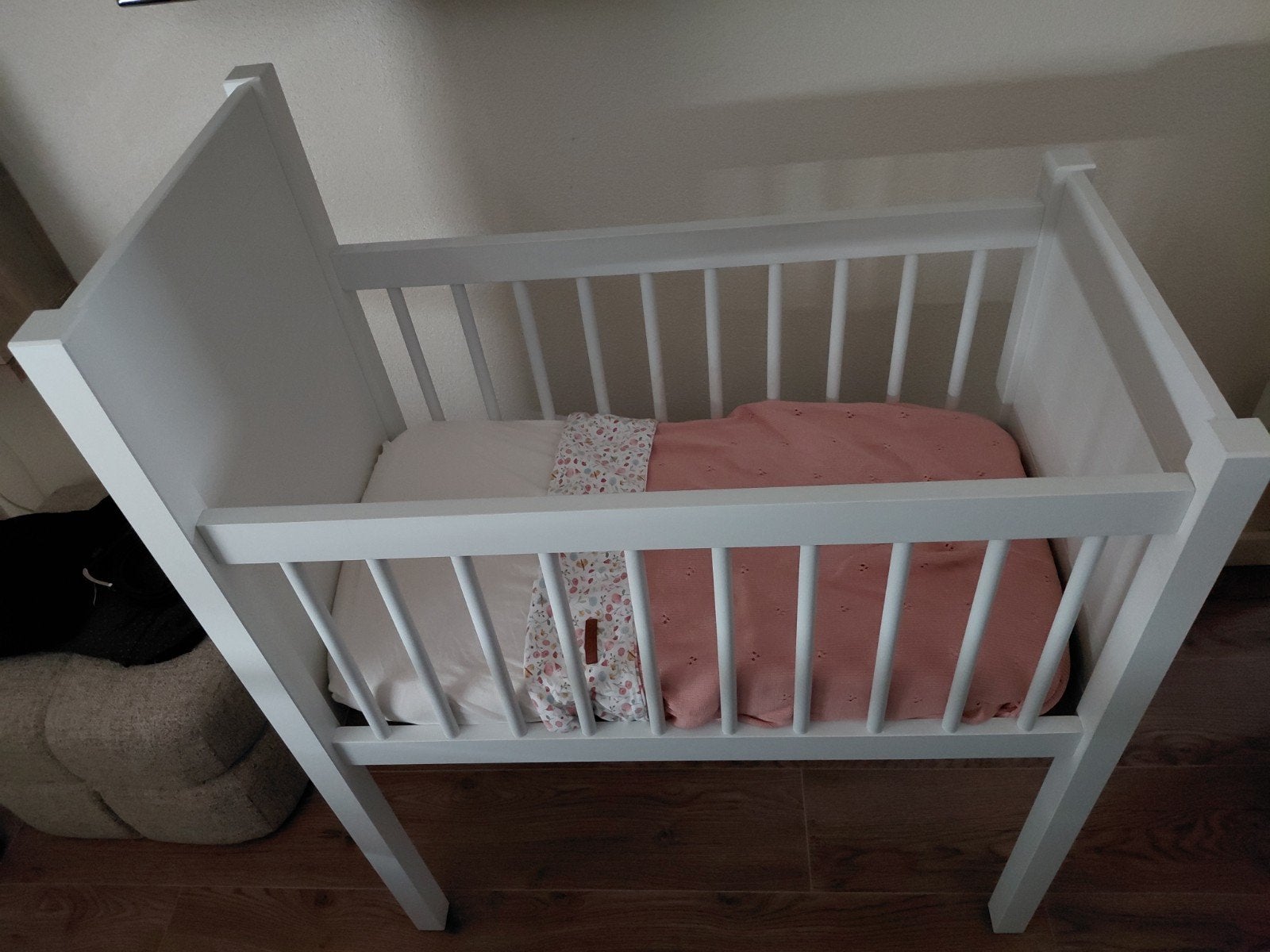 Kidsmill Noa Wieg - Mat Wit ( incl. matras en beddengoed ), Ophalen of Verzenden, Gebruikt, Wieg