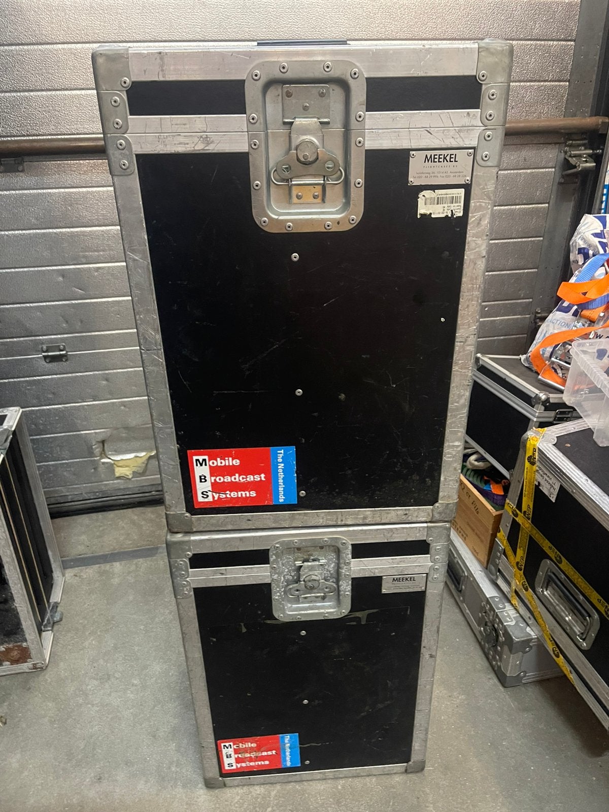 MEEKEL Flightcases 41x39cm 43+7cm Hoog Klapdeksel 2xvak nr.1, Ophalen, Gebruikt, Overige instrumenten, Flightcase