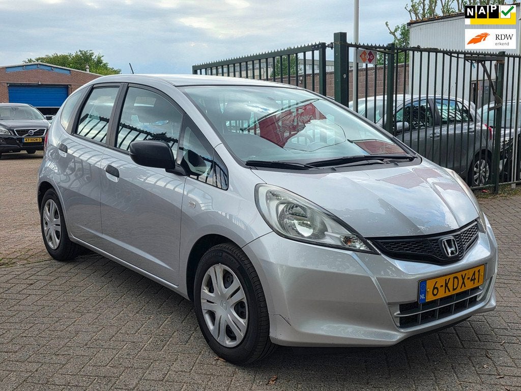 Honda Jazz 1.2 Cool Plus 2e eigenaar dealer onderhouden airc, Auto's, Honda, Voorwielaandrijving, Euro 5, 450 kg, 4 cilinders