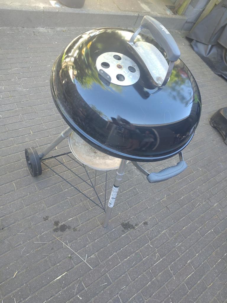 Weber houtskool barbecue, Ophalen, Gebruikt