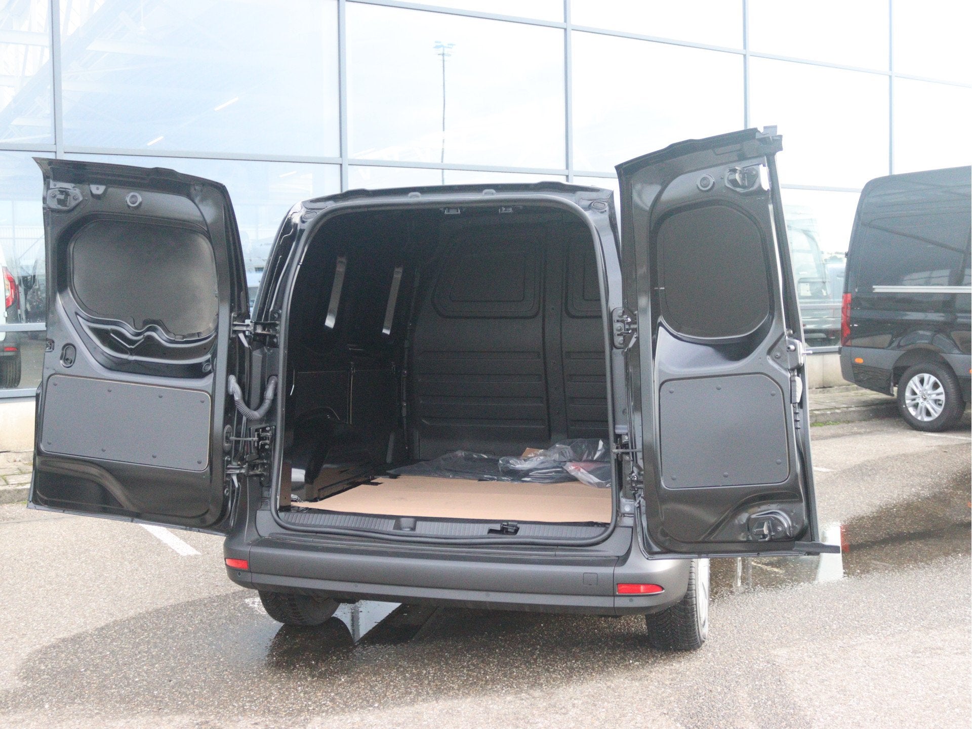 Mercedes-Benz eCitan 112 L1 51 kWh (bj 2026), Auto's, Zwart, Automatische klimaatregeling, 24 maanden, Zwart