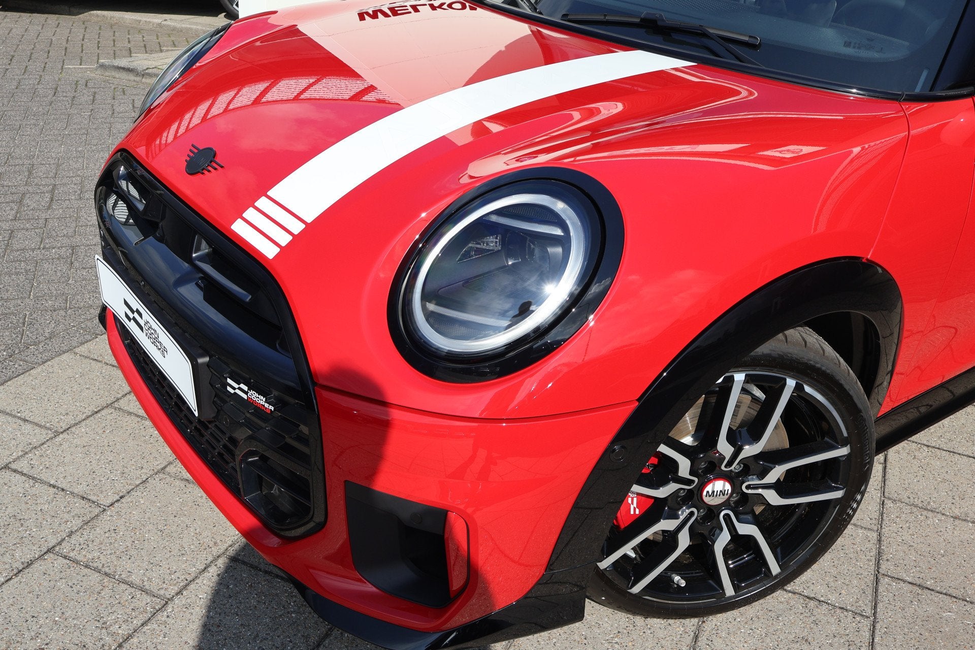 MINI Hatchback JCW / Panoramadak / JCW Sport stoel / Comfort, Auto's, Dealer onderhouden, Zwart, Navigatiesysteem, 4 stoelen