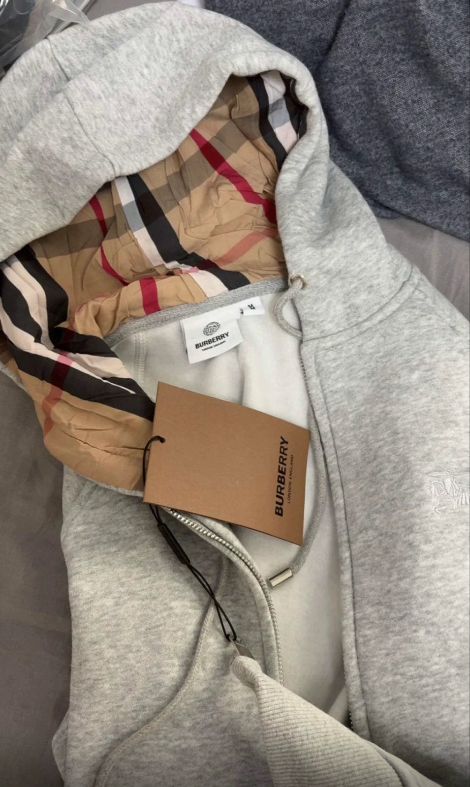 Burberry hoodie met ruitjespatroon. Zip-up, Ophalen of Verzenden, Nieuw, Maat 36 (S), Grijs