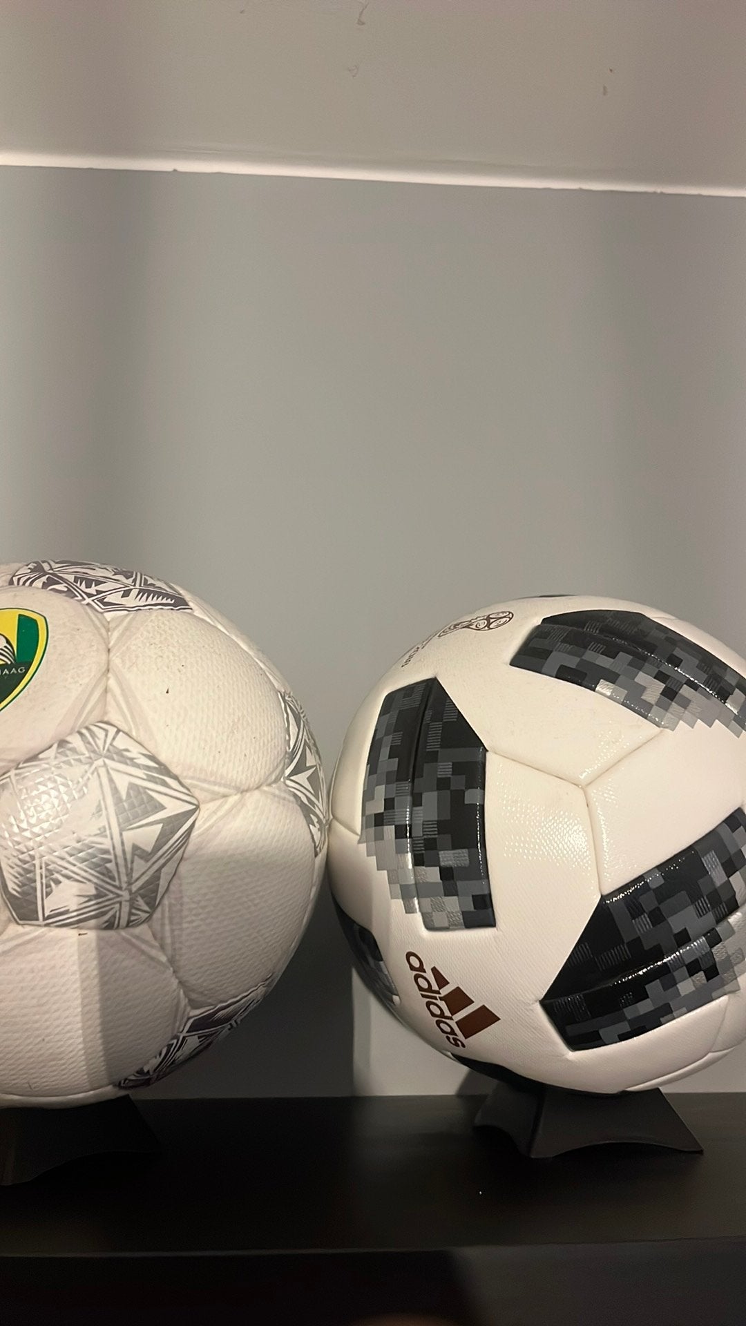 Adidas pro ballen, Seizoenskaart, Eén persoon