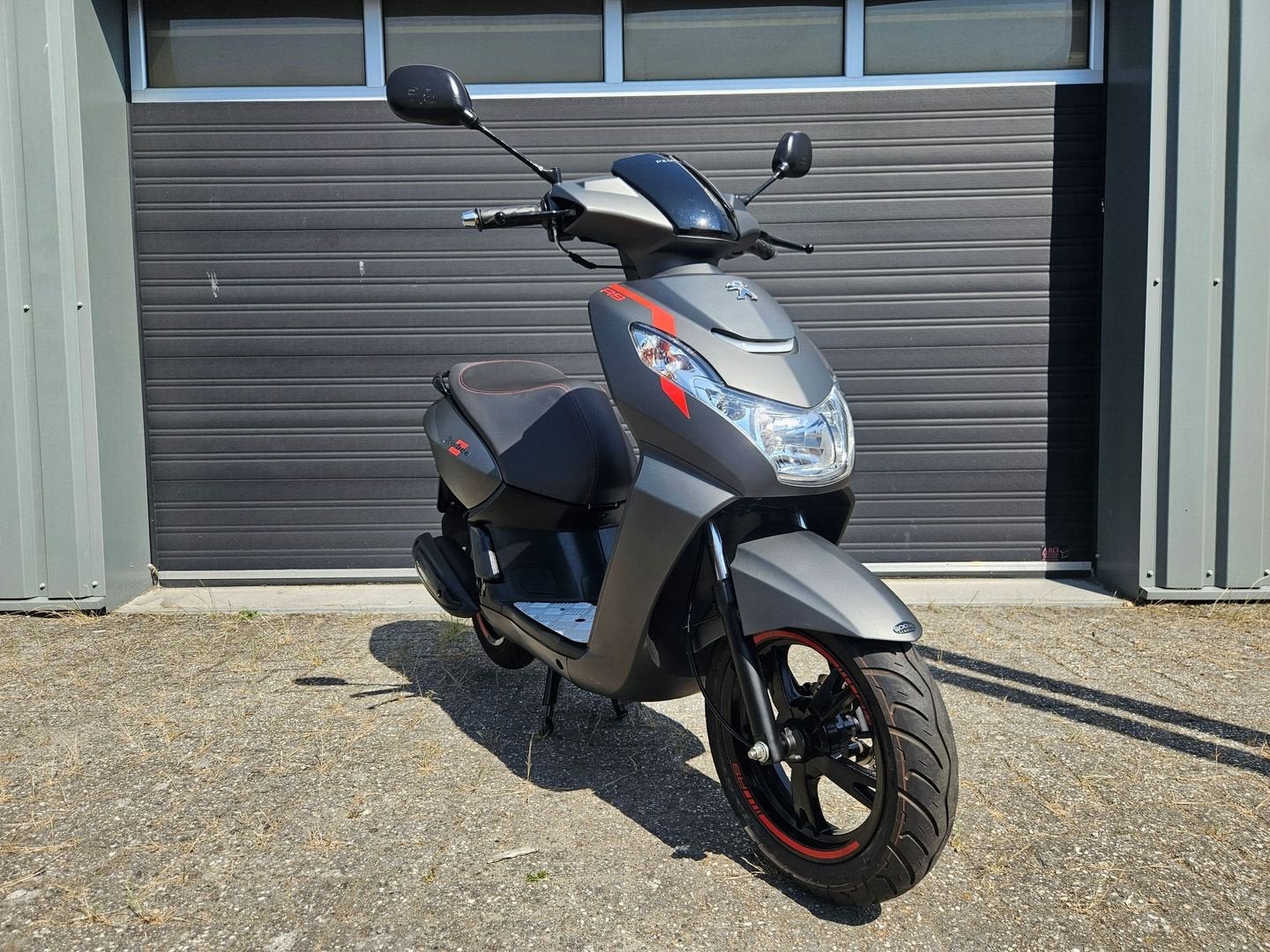 PEUGEOT KISBEE RS 4T E4 BROM 2019 MAT GREY 4722KM TOPSTAAT!, Overige modellen, Onbekend, Ophalen of Verzenden, Zo goed als nieuw