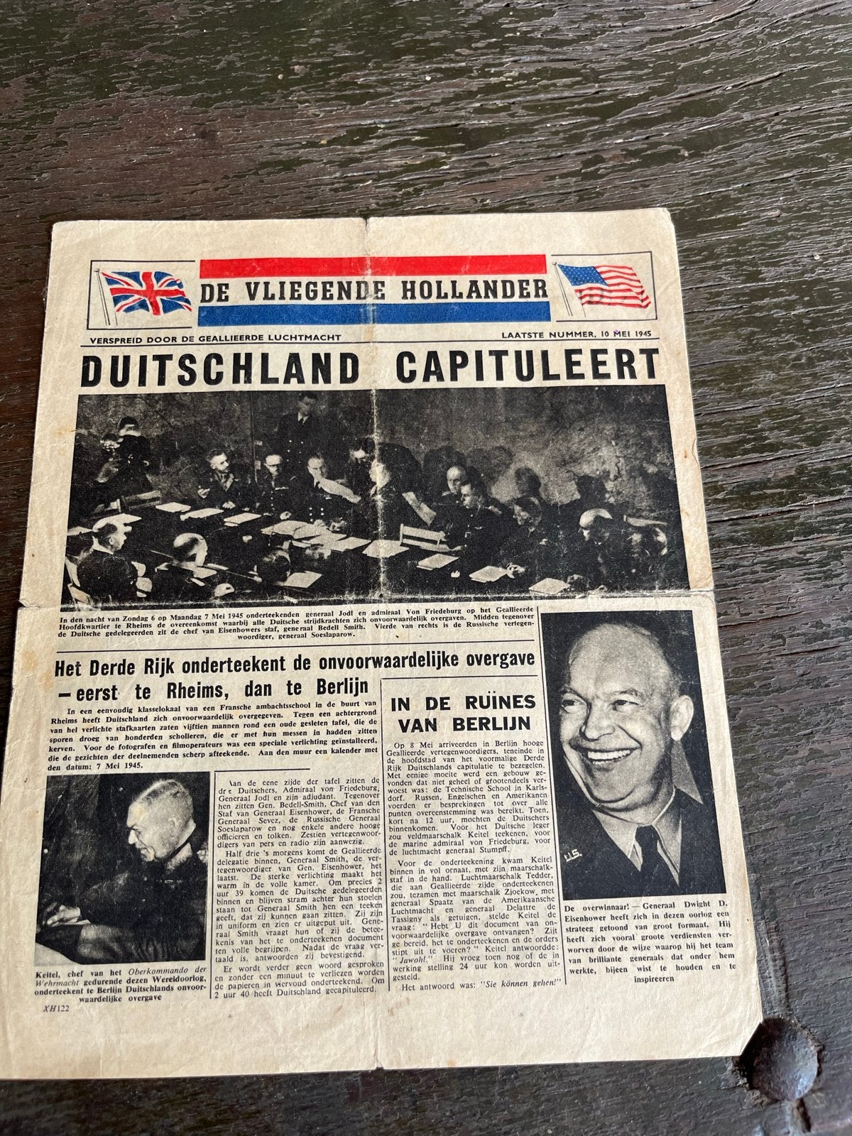 De Vliegende Hollander - Duitsland Capituleert (1945), Ophalen of Verzenden, 1940 tot 1960, Nederland, Krant