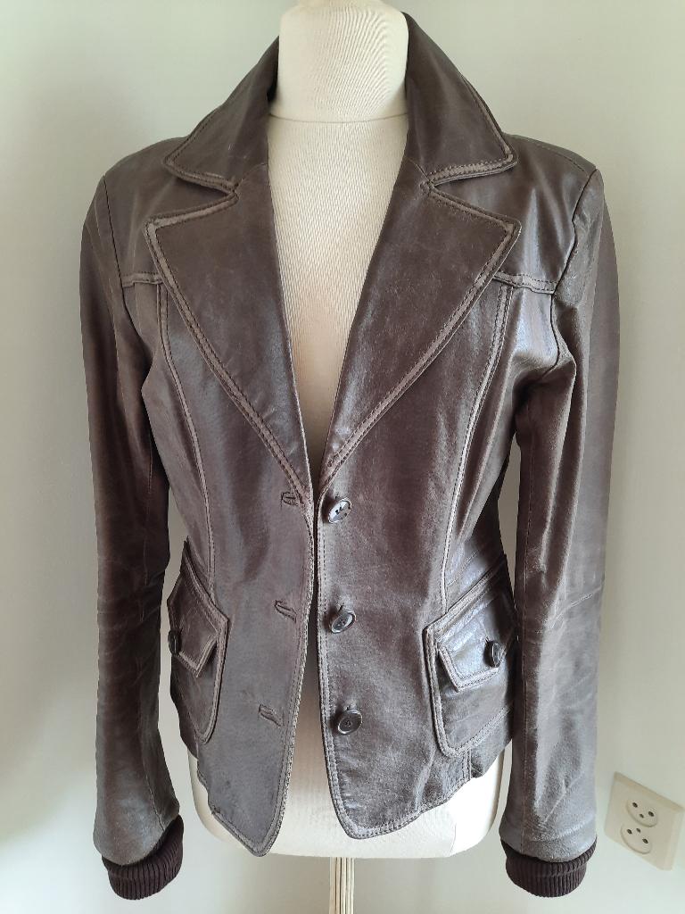 CasualWear colbert bruin leer maat 40, Kleding | Dames, Maat 38/40 (M), Bruin, Ophalen of Verzenden, Zo goed als nieuw