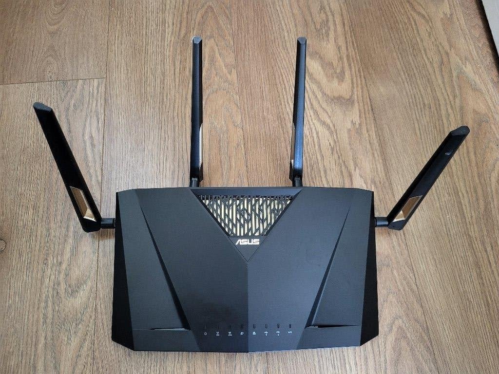 Asus router RT-AX88U AX6000, Computers en Software, Ophalen of Verzenden, Gebruikt, Router, Asus router