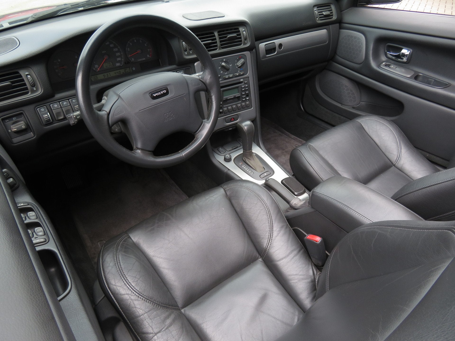 Volvo C70 Convertible 2.0 T Prestige Automaat Nieuwstaat Air, foto 4