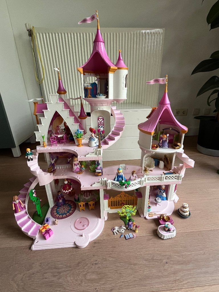 Playmobil Groot Prinsessenkasteel 70447 incl. inrichtingsets, Ophalen, Complete set, Zo goed als nieuw, Kasteel/Fort