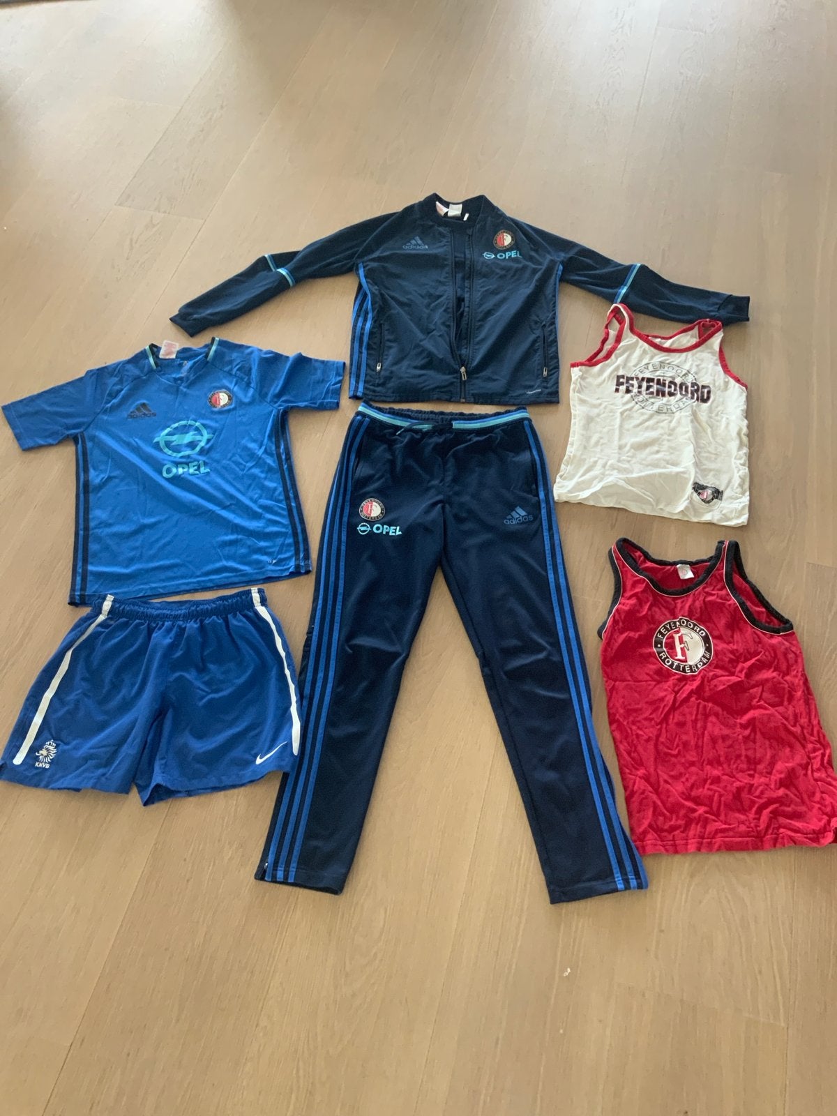 Feyenoord kledingpakket voor kinderen mt 164 teab, Ophalen, Gebruikt, Jongen of Meisje