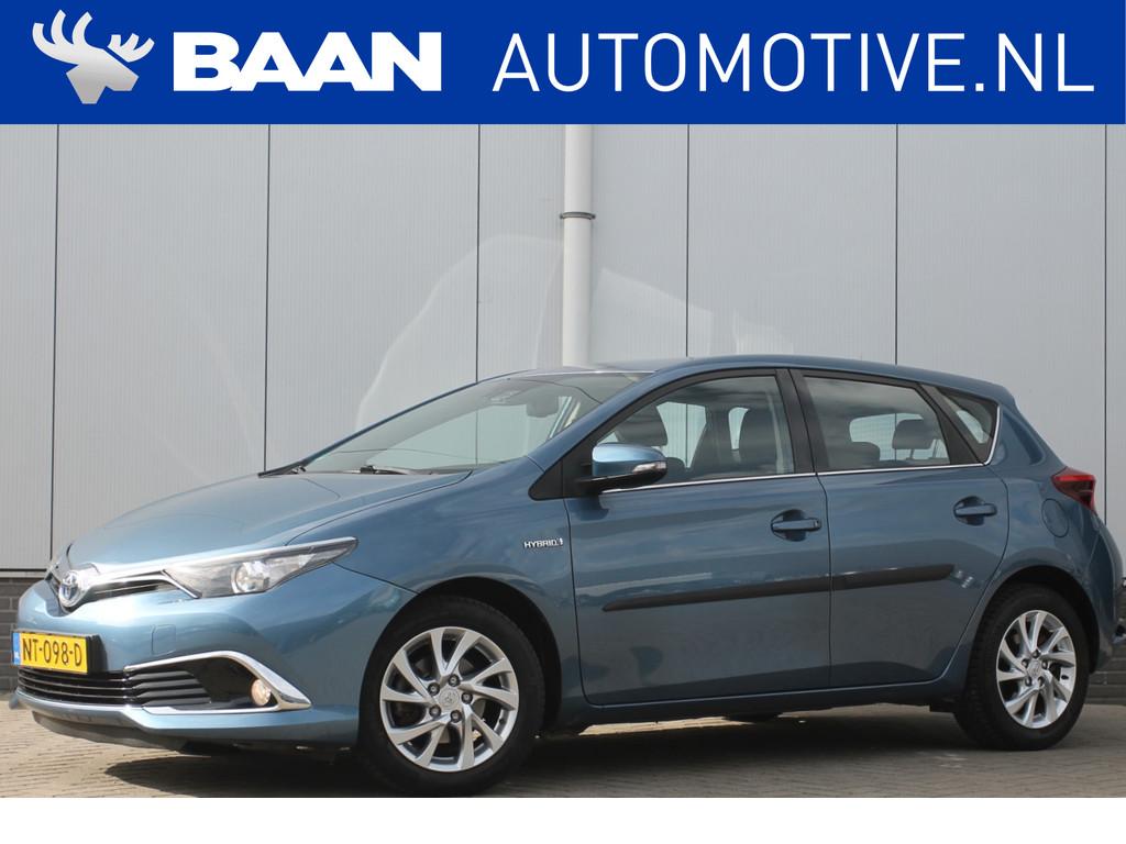 Toyota Auris 1.8 Hybrid Dynamic (bj 2016, automaat), Gebruikt, Euro 6, 4 cilinders, Blauw