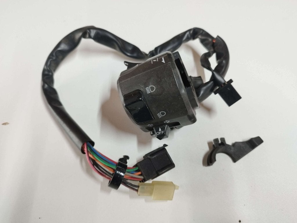 Stuurschakelaar Kawasaki zx7r, Gebruikt, Sparemotorpartszh@gmail.com, Lindelaan 43, Ophalen of Verzenden
