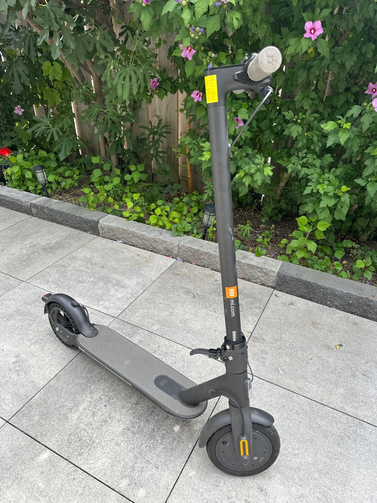 Xiaomi elektrische step - 25 km/u, z.g.a.n. met nieuwe bande, Ophalen, Zo goed als nieuw, Elektrische step (E-scooter)