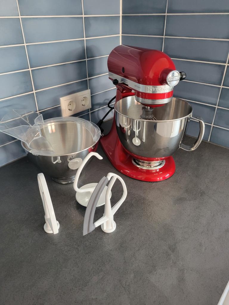 KitchenAid Artisan Keukenmixer - Rood - Zo goed als nieuw, Ophalen, 4 liter of meer, 3 snelheden of meer, Zo goed als nieuw
