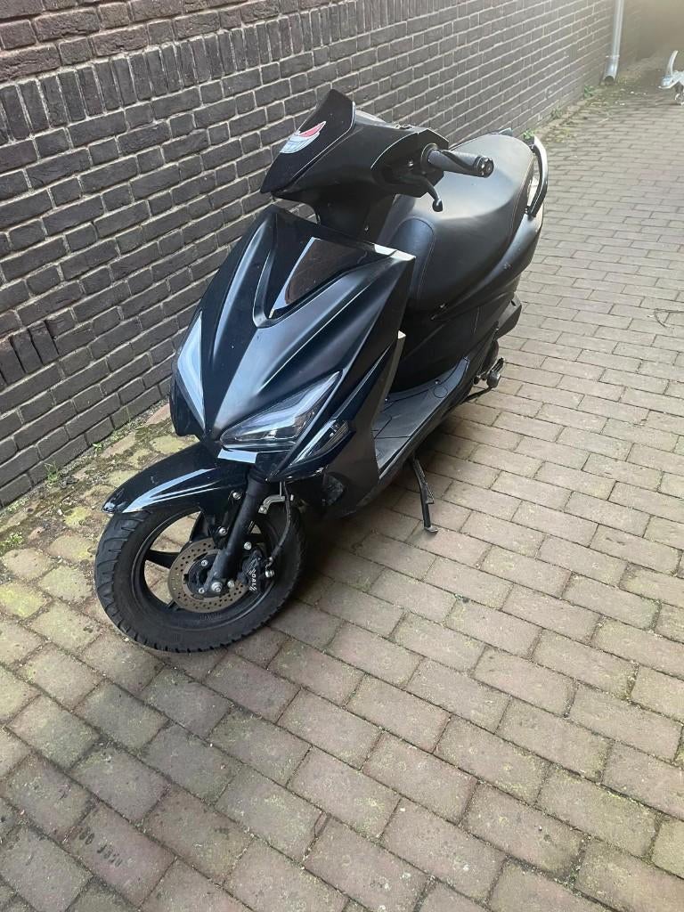 GTS SIROCCO, Fietsen en Brommers, Scooters | Overige merken, Gebruikt, Maximaal 45 km/u, Benzine, Ophalen