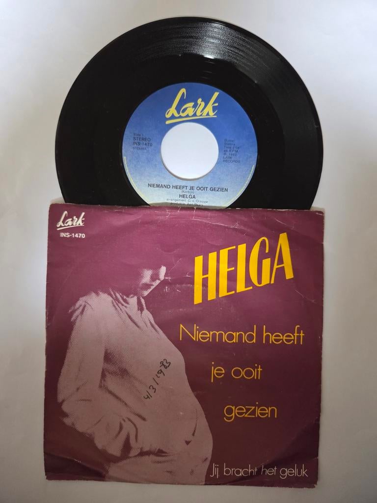 Helga - Niemand heeft je ooit gezien, Ophalen of Verzenden, Gebruikt, Nederlandstalig