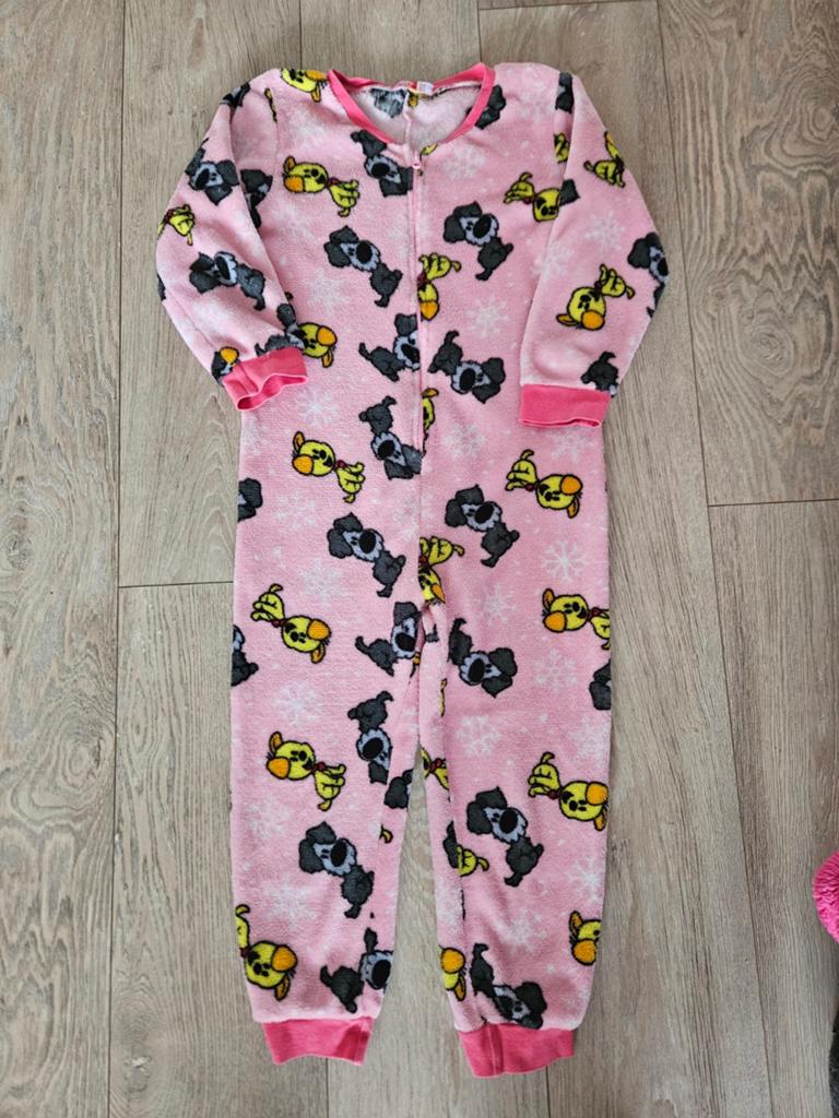 Roze Onesie van Woezel en Pip 116/122, Kinderen en Baby's, Nacht- of Onderkleding, Jongen of Meisje, Ophalen of Verzenden, Zo goed als nieuw