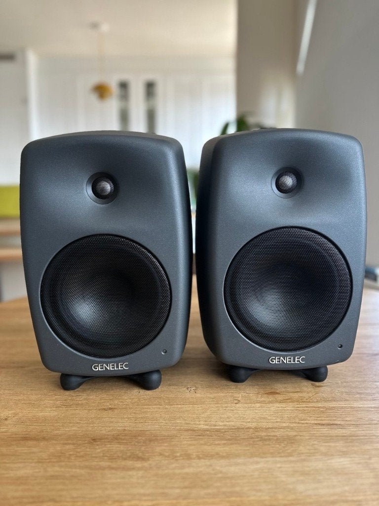 Genelec 8040 BPM (Set of 2), Audio, Tv en Foto, Luidsprekers, Studiomonitor, Inclusief standaarden, Ophalen of Verzenden, Zo goed als nieuw
