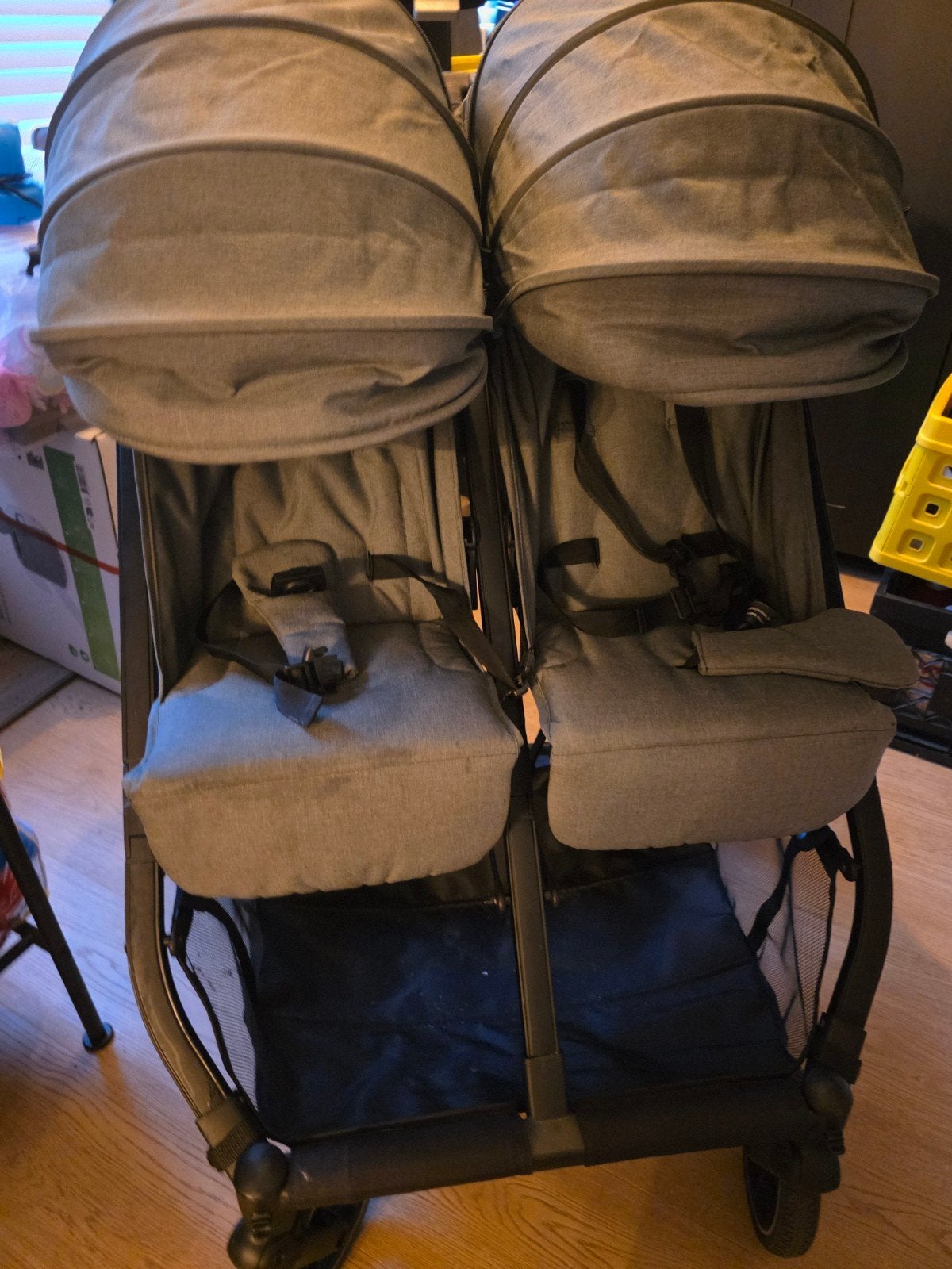 Novi Scott V2 Duobuggy, Kinderen en Baby's, Kinderwagens en Combinaties, Duowagen, Ophalen of Verzenden, Zo goed als nieuw, Kinderwagen