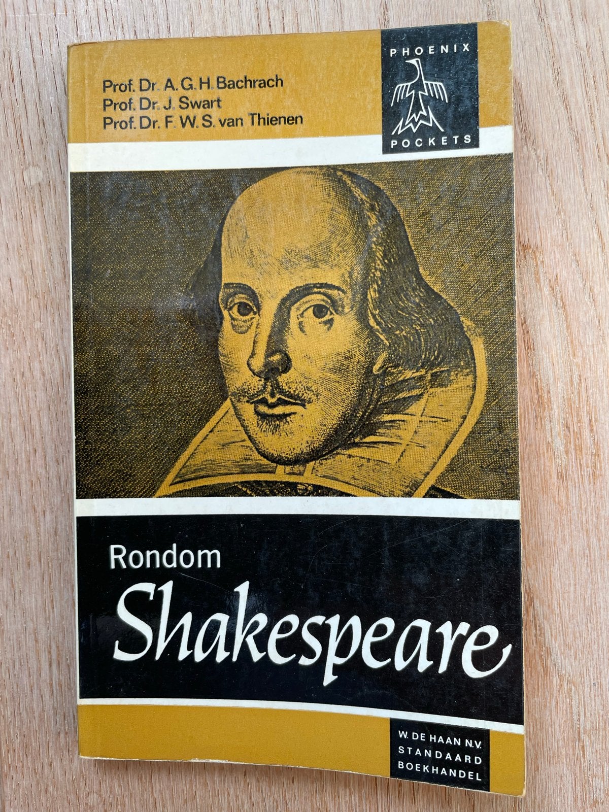 Rondom Shakespeare - Phoenix Pockets, Ophalen of Verzenden, Gelezen, Nederland