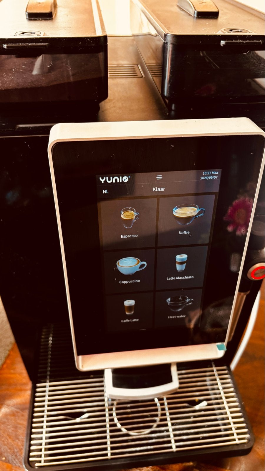 Yunio X90 Koffiemachine met melkkoeler en waterfilter