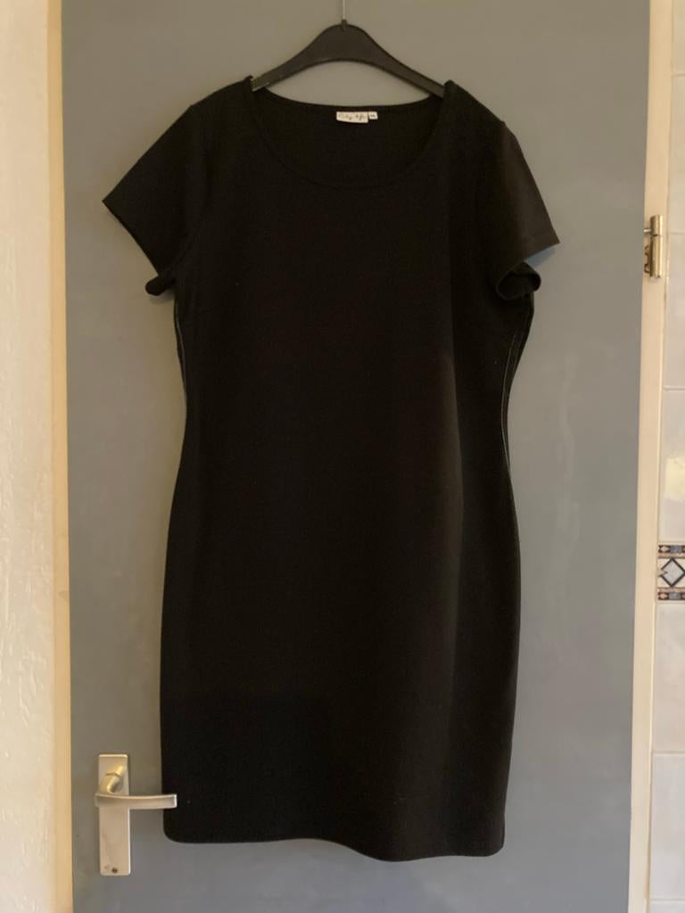 Zwarte jurk met bies - City Life - Maat XXL, Zwart, Maat 46/48 (XL) of groter, Ophalen of Verzenden, Zo goed als nieuw