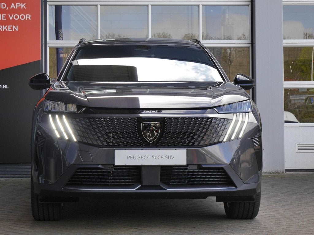 Peugeot 5008 1.2 Hybrid 136 Allure | Nieuwe auto | 7 zits |, 145 pk, 1199 cc, Origineel Nederlands, Hybride Elektrisch/Benzine