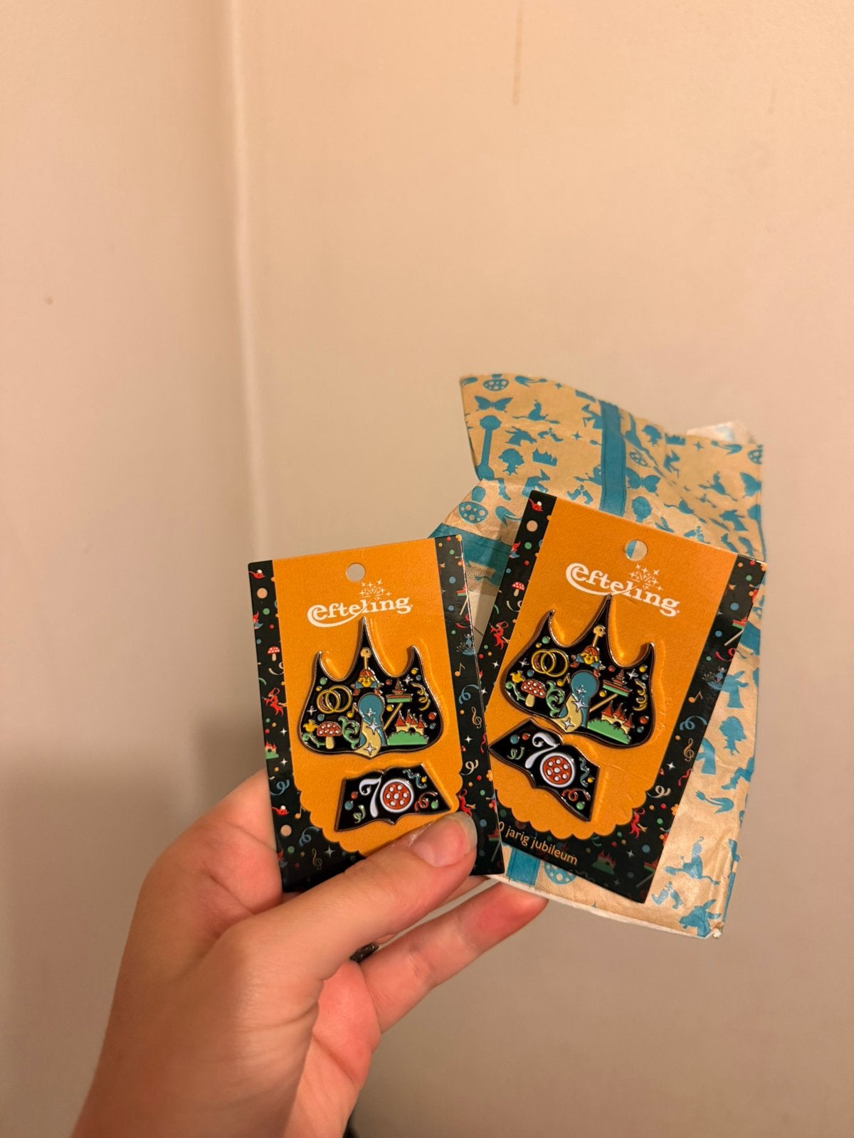 Efteling pins 70th anniversary, Ophalen of Verzenden, Zo goed als nieuw, Figuurtje, Speldje of Pin